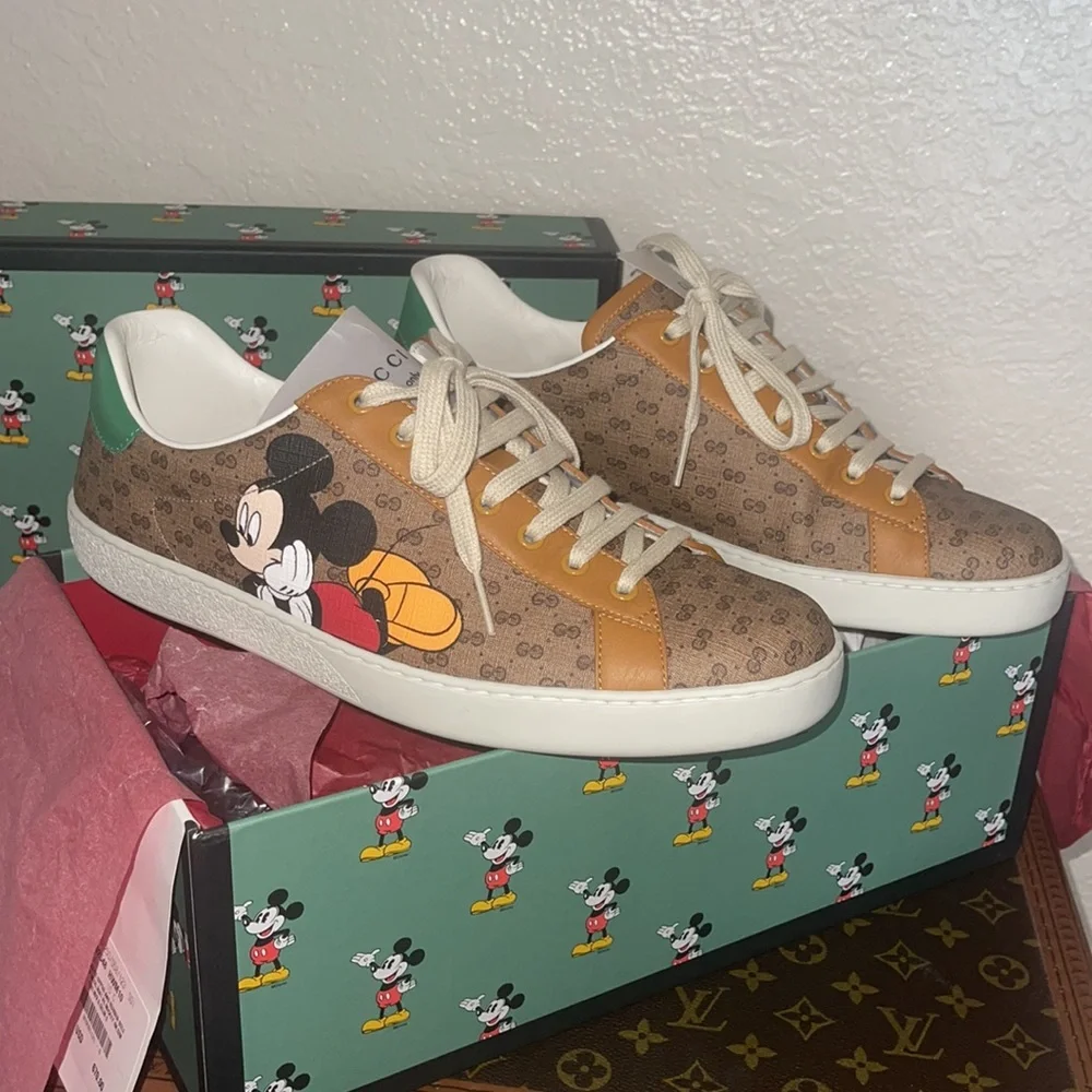 Authentic Gucci x Disney ace Mickey Mouse sneakers in a 10G supreme canvas GG - Picture 15 of 16